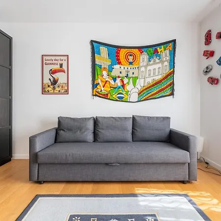 Spacious And Bright 2 Bedroom Near Poetto *