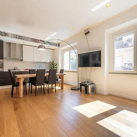 Apartment Spacious And Bright 2 Bedroom Near Poetto Cagliari