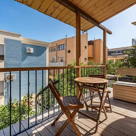 아파트 Spacious And Bright 2 Bedroom Near Poetto 칼리아리